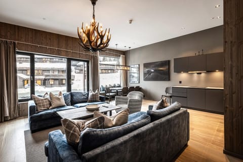 TV and multimedia, Living room, Seating area, kitchen
