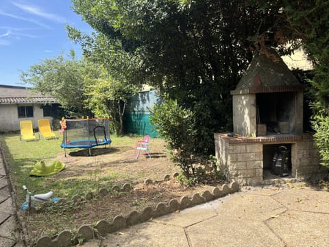 Patio, Garden, Garden view