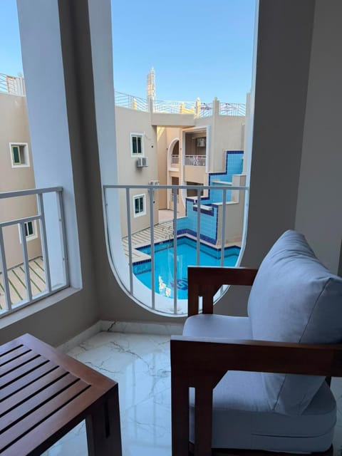 View (from property/room), Balcony/Terrace, Swimming pool