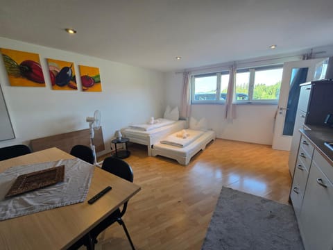 Bed, Living room