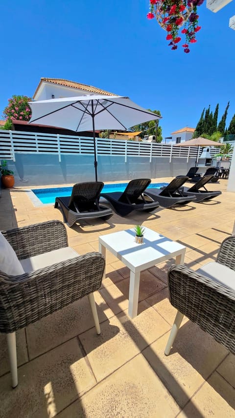 Patio, Day, Balcony/Terrace, Pool view, Swimming pool, sunbed