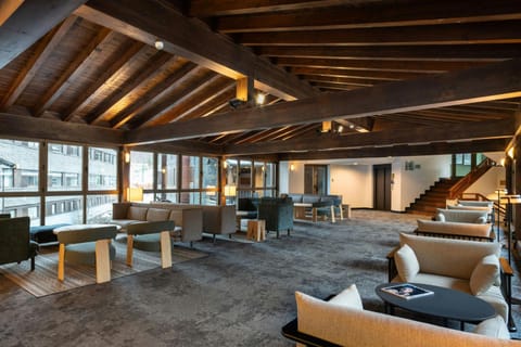 Lounge or bar