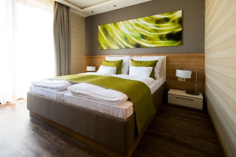 Bed, TV and multimedia