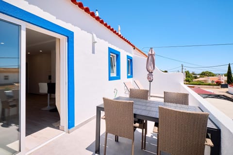 Balcony/Terrace, Sea view, sunbed
