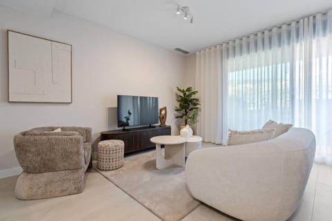TV and multimedia, Balcony/Terrace, Decorative detail, Seating area, furniture, heating, air conditioner