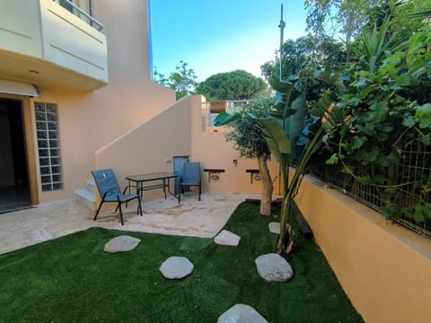 Garden, Balcony/Terrace