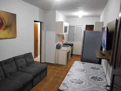 Living room, oven