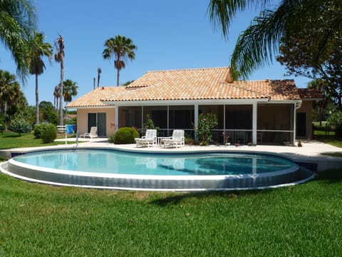 Stever Llc Villa in Groveland