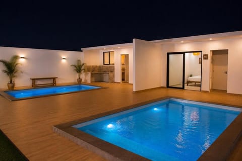 Balcony/Terrace, Swimming pool