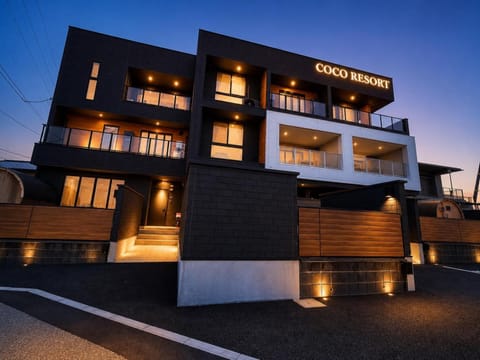 Property building, Night