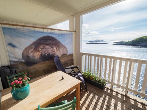 Patio, View (from property/room), Balcony/Terrace, Mountain view, Sea view