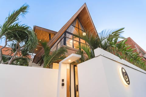 Property building, Day
