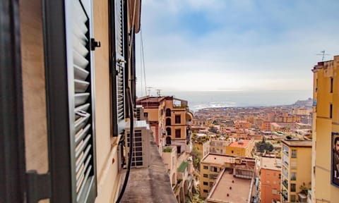 Property building, View (from property/room), City view, City view, Landmark view, Sea view, Sea view, Quiet street view