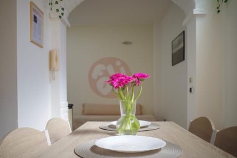 Dining area, Breakfast