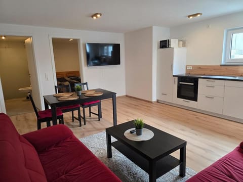 TV and multimedia, Kitchen or kitchenette, Living room, Dining area, Evening entertainment