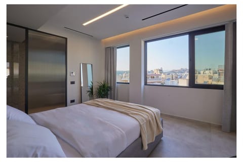 Bed, View (from property/room), View (from property/room), Photo of the whole room, Bedroom, City view, City view
