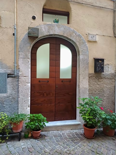 Facade/entrance, Day