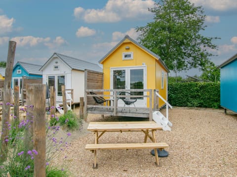 Property building, Summer