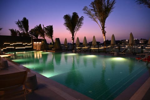 Pool view, Swimming pool, Sunset, sunbed