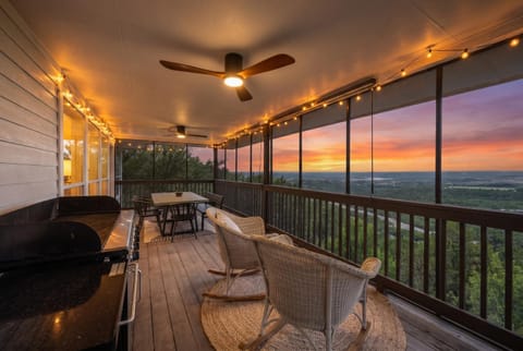View (from property/room), Lake view, Sunset