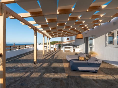 Balcony/Terrace, Balcony/Terrace