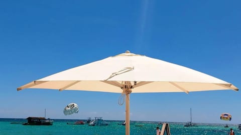Day, Natural landscape, Beach, sunbed