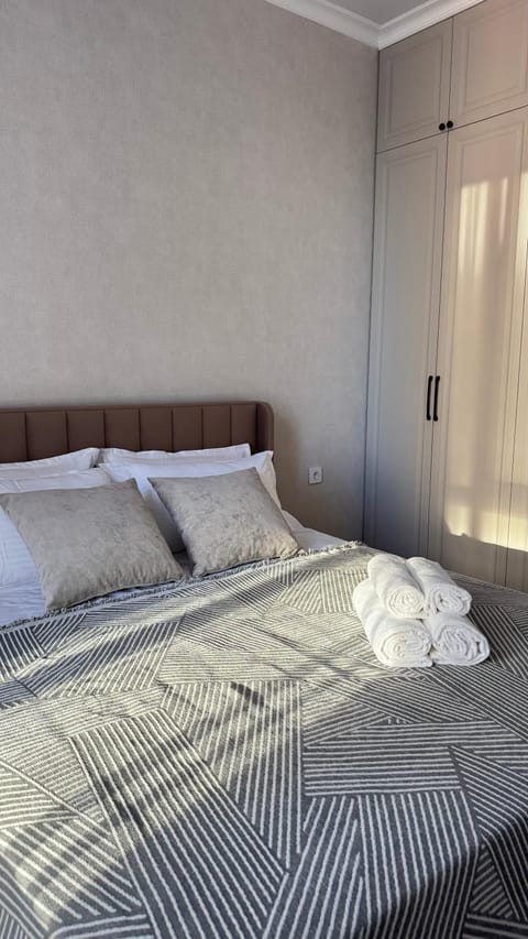 Bed, Photo of the whole room, Bedroom, towels, wardrobe