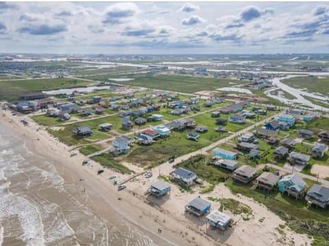 Neighbourhood, Bird's eye view, Beach