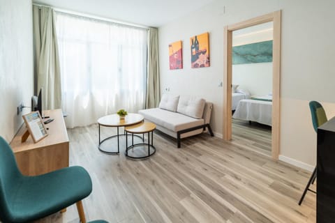 Living room, Photo of the whole room
