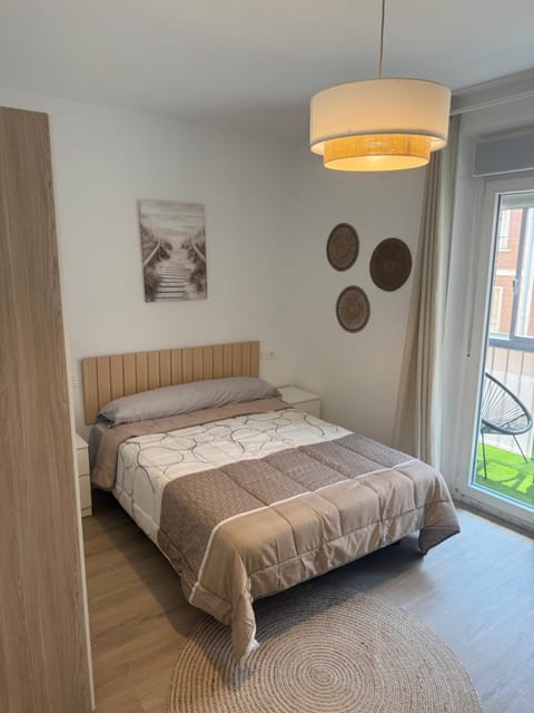 Bed, TV and multimedia, Balcony/Terrace, Photo of the whole room, internet