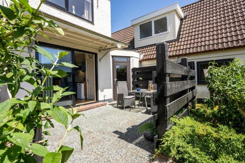 Property building, Balcony/Terrace