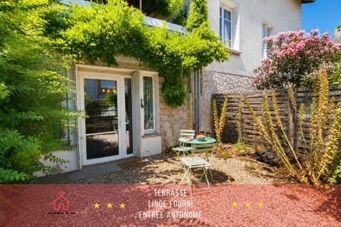 Spring, Day, Summer, Garden, Dining area, Garden view