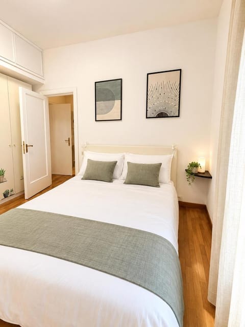 Bed, Bedroom, wardrobe