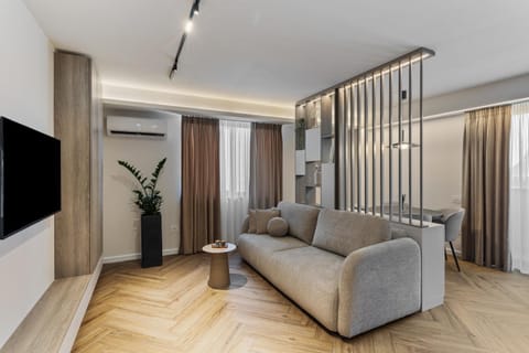 TV and multimedia, Living room, air conditioner