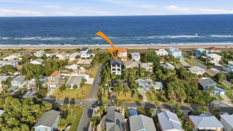 Bird's eye view, Sea view