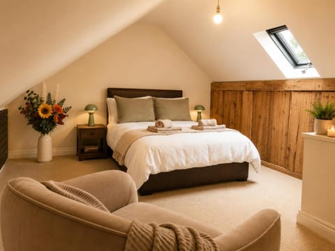 Bed, Bedroom