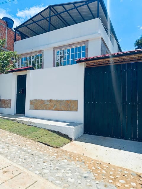 Property building, Facade/entrance, Lobby or reception