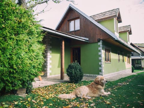 Property building, Garden