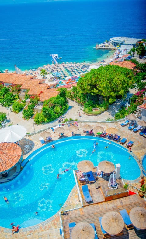 Bird's eye view, Pool view, Sea view, Swimming pool