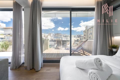Balcony/Terrace, Photo of the whole room