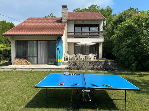 Property building, Table tennis, Table tennis, Cycling