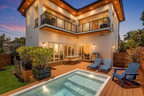 Patio, View (from property/room), Seating area, Pool view, Swimming pool