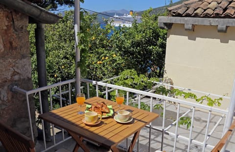 Balcony/Terrace, Seating area
