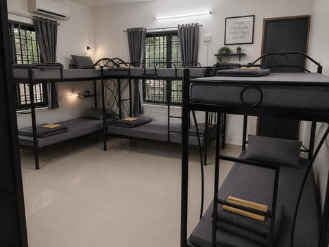 Bed, bunk bed