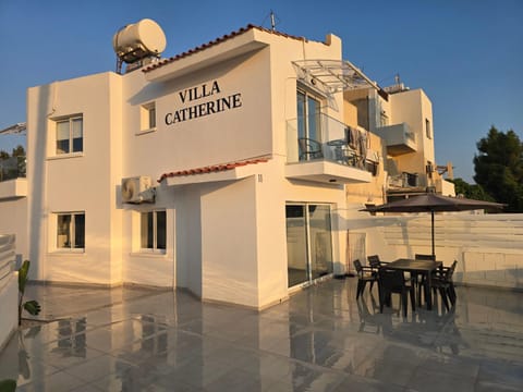 Property building, Balcony/Terrace