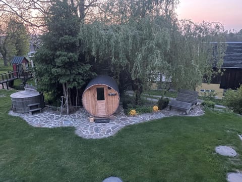 Garden, Garden