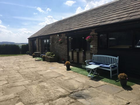 The Coach House & The Stables Yorkshire Peak District With and without hot tub options House in Borough of Barnsley