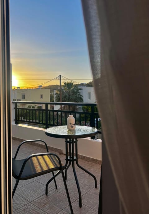Natural landscape, View (from property/room), Balcony/Terrace, Balcony/Terrace, Sunrise
