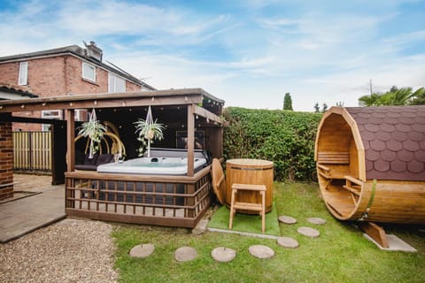 Patio, Natural landscape, Hot Tub, Pool view