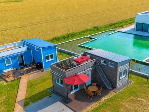 Property building, Garden, Balcony/Terrace, Dining area, Pool view, Swimming pool, Swimming pool